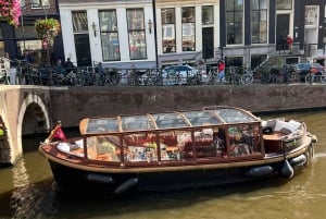 Amsterdam: Boat Tour with Optional Unlimited Drinks