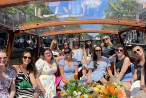 Amsterdam: Boat Tour with Optional Unlimited Drinks