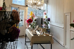 Amsterdam: laboratorio artistico con ostriche in una casa sul canale