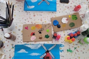 Amsterdam: Paint & Sip Workshop - Paint your Souvenir
