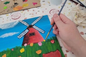Amsterdam: Paint & Sip Workshop - Paint your Souvenir