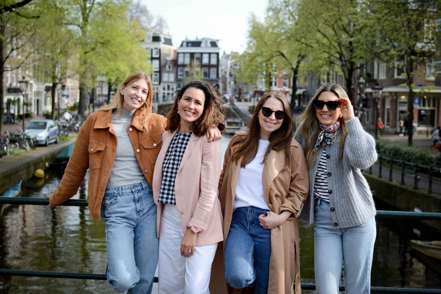 Amsterdam: Private Photoshoot in iconic locations