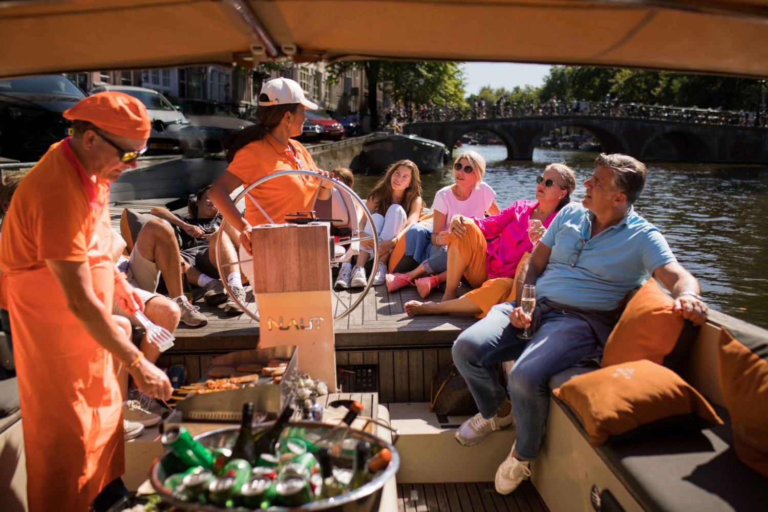 Amsterdam: Crucero privado con barbacoa, chef personal y bebidas