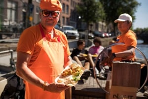 Amsterdam: Privé BBQ rondvaart met persoonlijke kok & drankjes