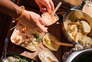 Amsterdam: Privat BBQ-kryssning med personlig kock och drinkar