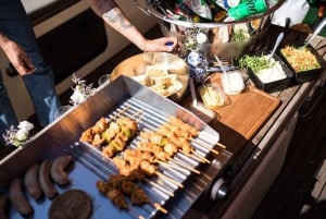 Amsterdam: Privat BBQ-kryssning med personlig kock och drinkar