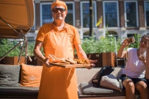 Amsterdam: Privat BBQ-kryssning med personlig kock och drinkar