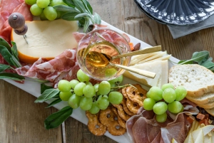 Amsterdam: Privat kryssning med drycker och valfria snacks