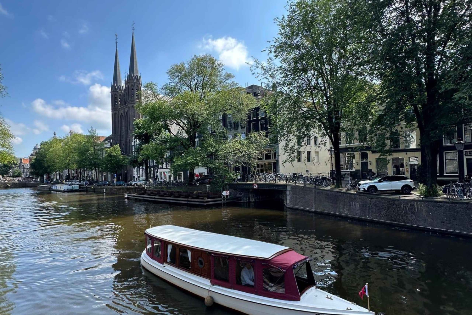 Amsterdam: Private Dinner Cruise on a Luxury Saloon Boat