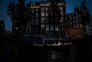 Amsterdã: cruzeiro noturno privado pelo canal com Prosecco