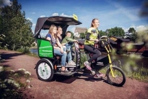 Amsterdam: Private Guided City Tour by Pedicab