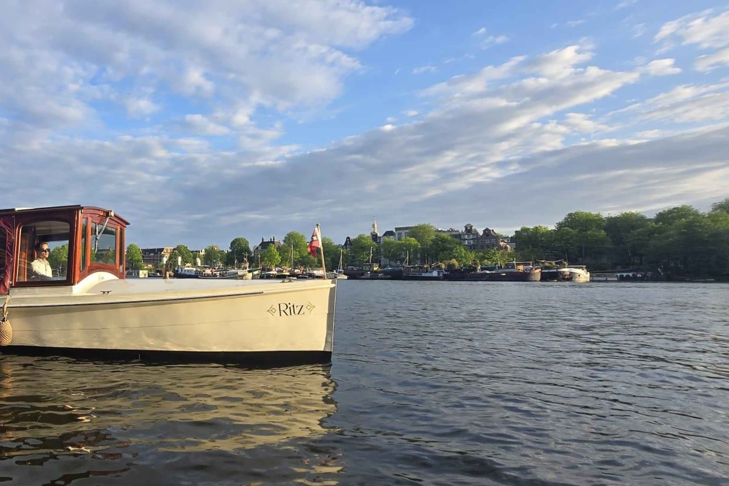 Amsterdam: Private Luxury Champagne Canal Cruise