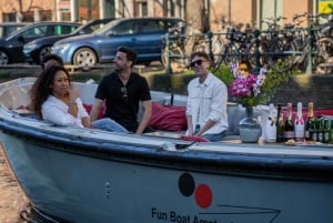 Amsterdam: Private Luxury Cruise with BBQ and Drinks