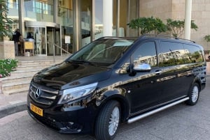 Amsterdam: Private Transfer to Schiphol Airport - Like a VIP