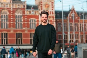 Amsterdam: Professional photoshoot at Centraal Station