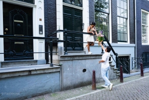 Amsterdam: servizio fotografico e picnic per una proposta di matrimonio a sorpresa.