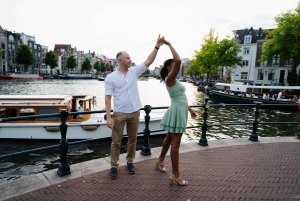 Amsterdam: servizio fotografico e picnic per una proposta di matrimonio a sorpresa.