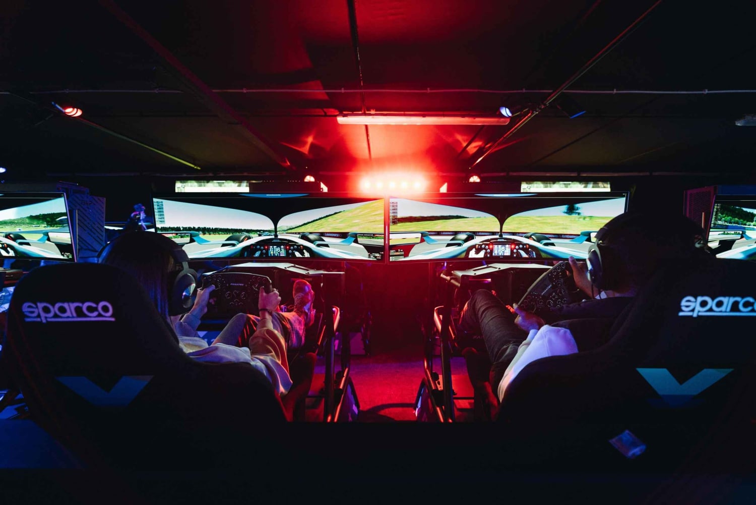 アムステルダム: A'DAM VR ゲーム パークでのレース体験 (VR なし)