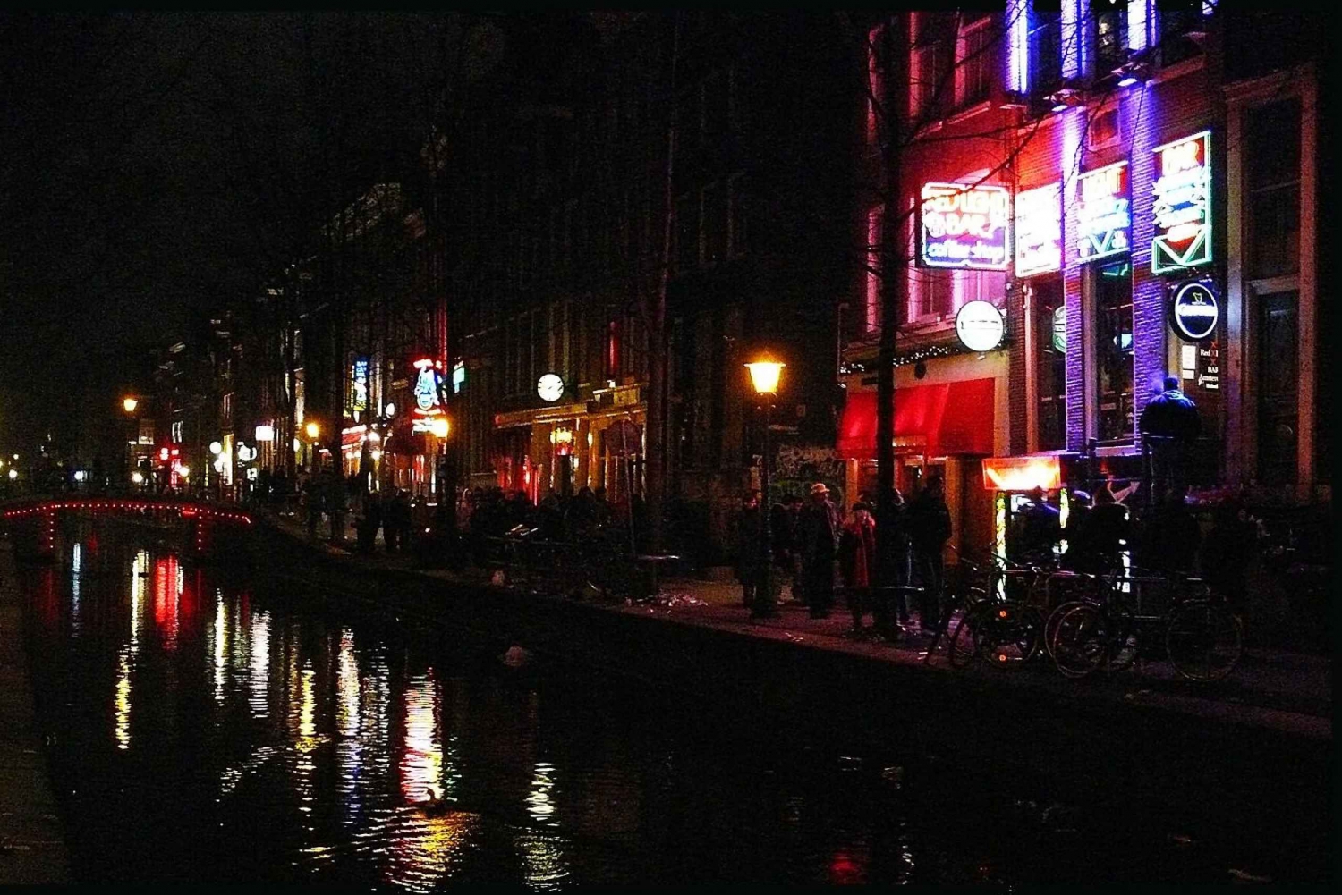 Amsterdam: Red Light District and Coffeeshop tour