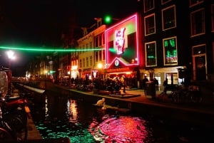 Amsterdam: Red Light District Exclusive Night Tour