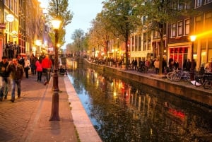 Amsterdam: tour del quartiere a luci rosse in inglese o tedesco