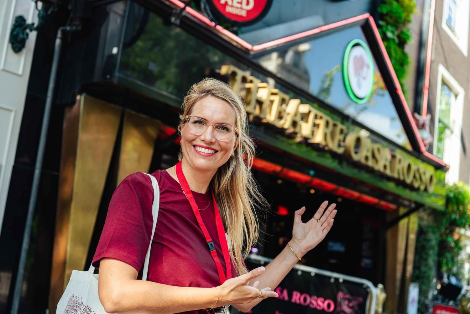 アムステルダムレッド・ライト・ツアー独占＋ピープ・ショー