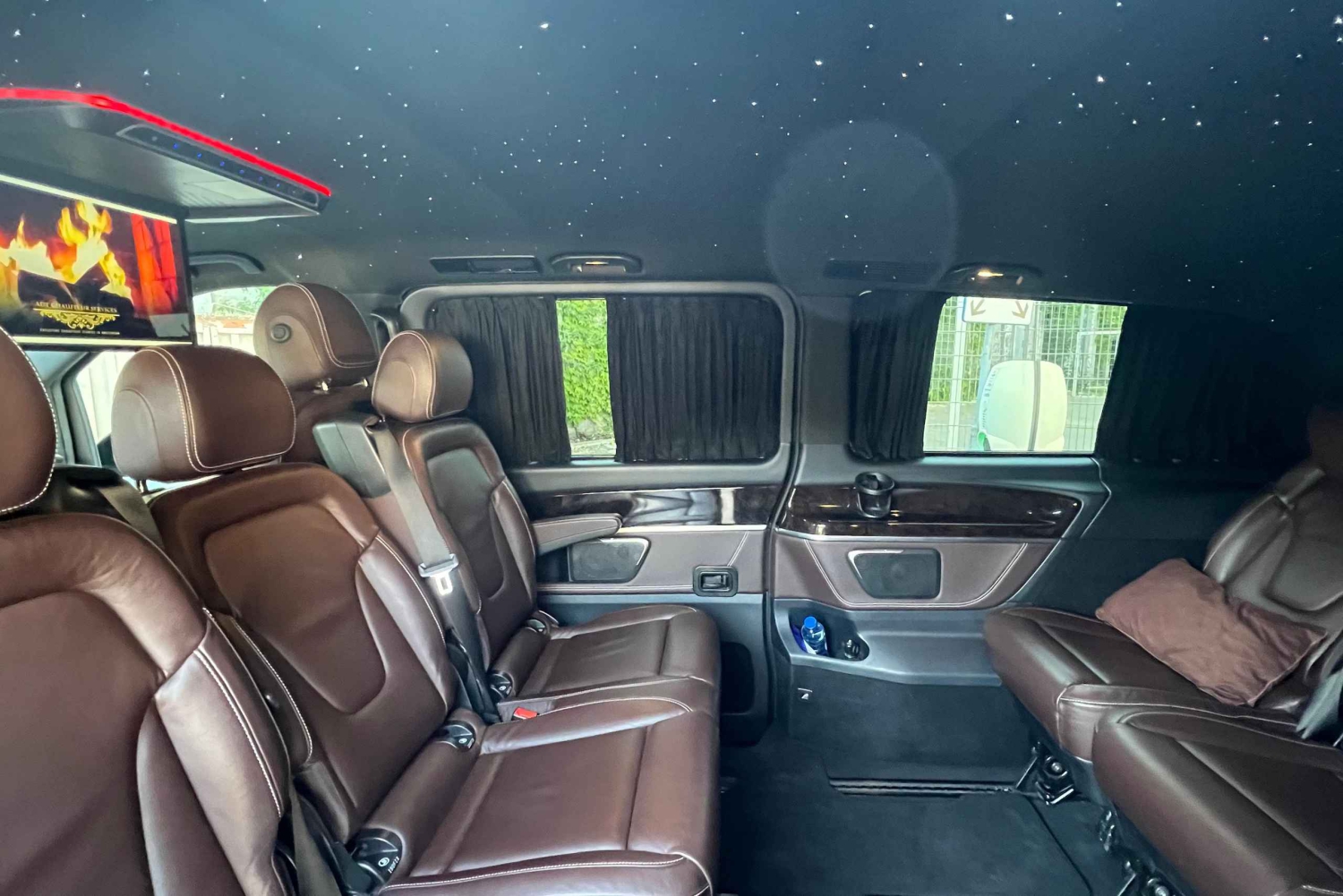 Amsterdam: Vuokraa auto kuljettajalla Amsterdamissa (6/8 tuntia)