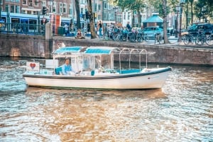 Amsterdam: Private Daytime Canal Cruise with Prosecco