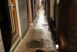 Amsterdam’s Ghostly Experiences Group Tour