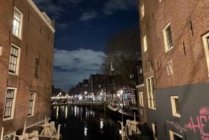 Amsterdam’s Ghostly Experiences Group Tour