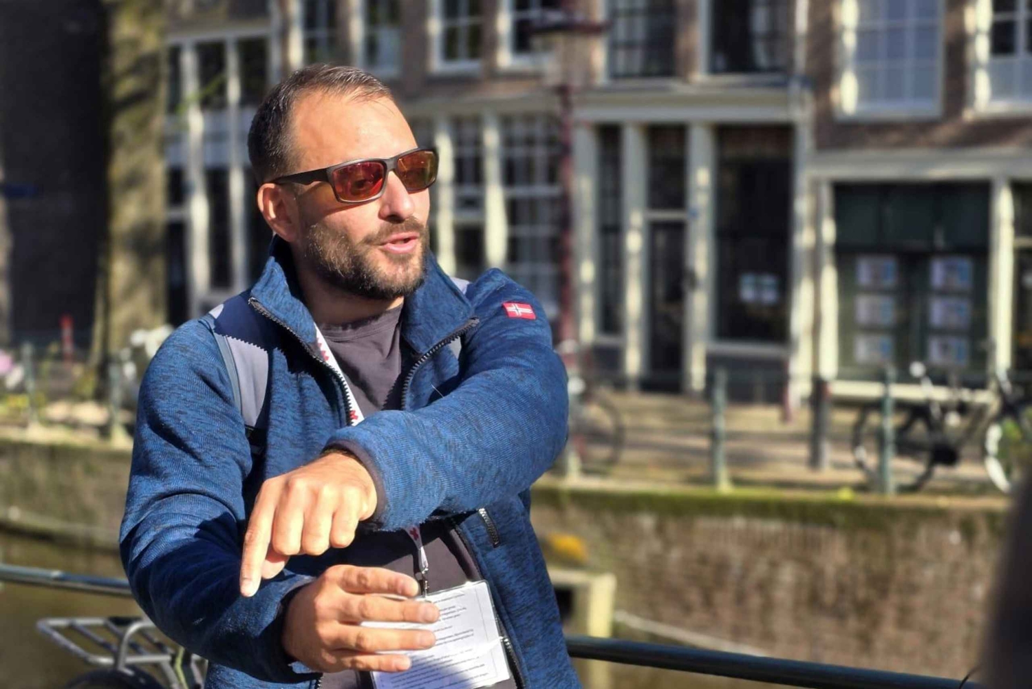 Amsterdams skjulte fakta: 750 års hemmeligheder ⭐ af Adonis