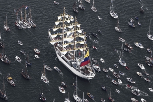 Amsterdam: SAIL 2025 Luxury Open Boat Cruise with Drink
