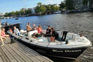 Amsterdam: SAIL 2025 with the Bulldog Boat Smoke cruise