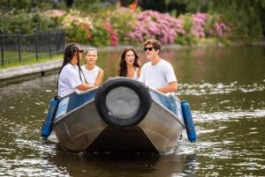 Ámsterdam: navega por tu cuenta con un alquiler de barco de 2 horas.