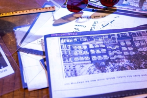 Amsterdam: Self-guided Red Light District Pub Crawl Mystery