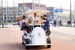 Amsterdam: Shared Beer Bike Tour