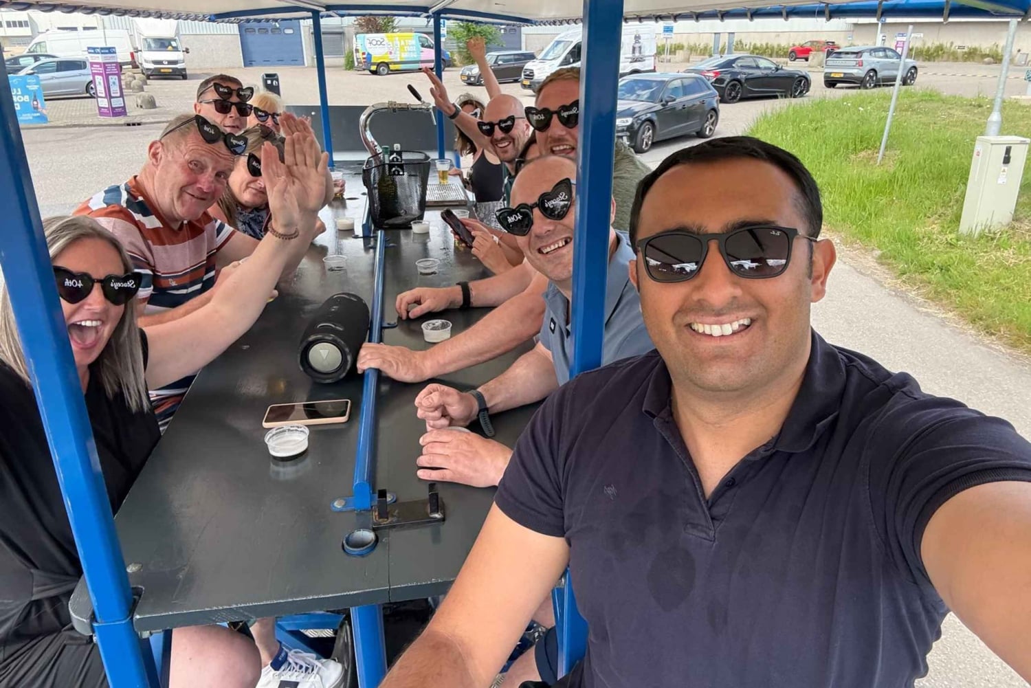 Amsterdam : visite à vélo festif partagé avec bière