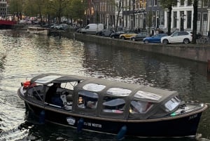 Paseo por el canal en grupo pequeño con aperitivos/bebidas en invierno