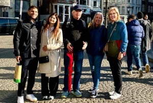 Amsterdam: Small Group Walking Tour with Fun Guide