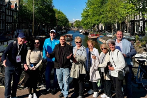 Amsterdam: Small Group Walking Tour with Fun Guide