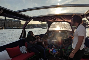 Amsterdam: Smoke & Lounge 70-Minute Boat Tour