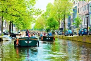 Amsterdam: The Newest Covered Cruise with Drink Option