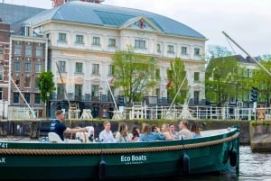 Amsterdam: The Newest Covered Cruise with Drink Option