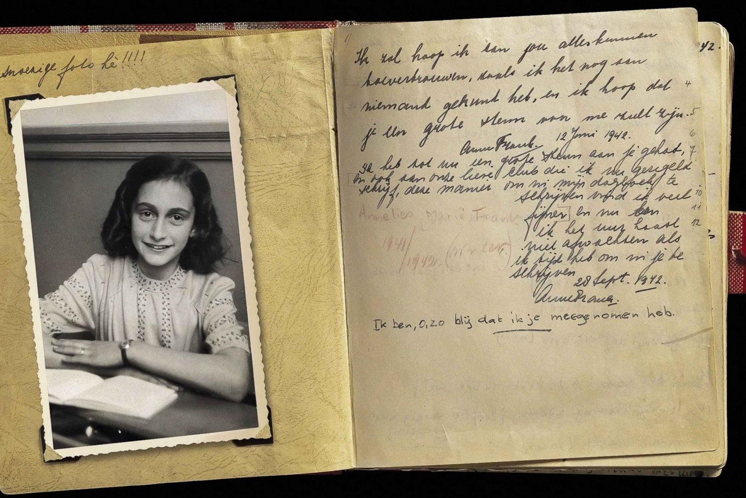 Amsterdam: Life of Anne Frank and Neighborhood Walking Tour