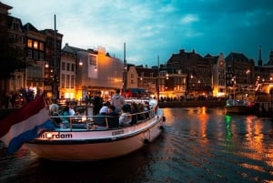 Amsterdã: Passeio de barco para fumantes do Bulldog e 2 drinques