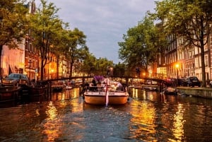 Amsterdam: The Bulldog Smoke-friendly Boat Cruise & 2 Drinks