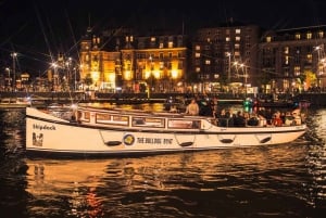 The Bulldog Smoke-friendly Boat Cruise & 2 Drinks