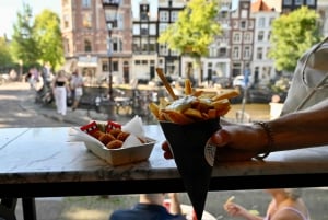 Amsterdam: 10 Tastings Guided Food Tour by UNESCO Canals