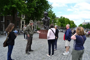 Amsterdam: The Story of History & Culture Walking Tour