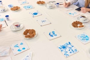 Amsterdam : Atelier de peinture sur carreaux de faïence bleue traditionnelle